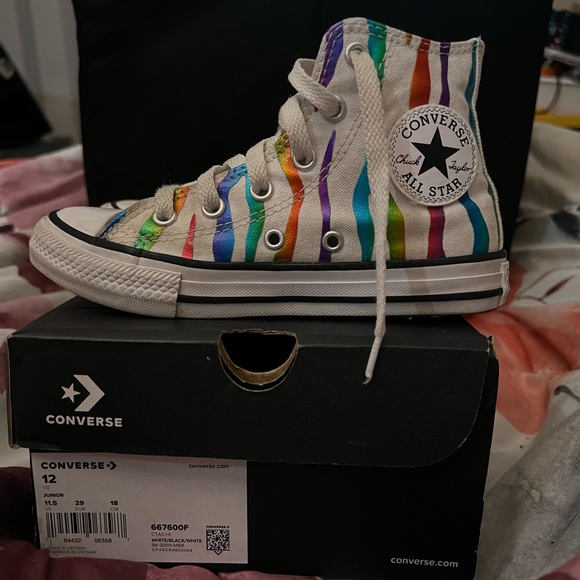 Converse Archive Zebra Chuck Taylor All Star Kids SZ 12, Like New - Picture 3 of 9